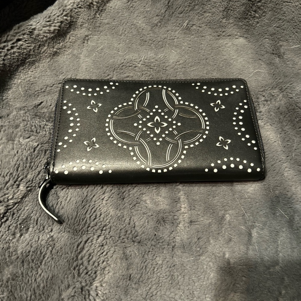 Black Vera Bradley Wallet